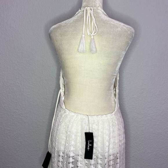 Lulu’s Destination Summer Ivory Crochet Halter Maxi Bodysuit Dress Medium - Picture 10 of 16